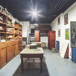Milano (Sant'Ambrogio/De Amicis) Laboratorio/Ufficio in contesto signorile con portineria