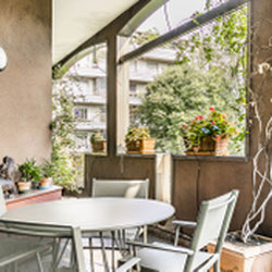 Milano (Quadronno/Guastalla) Spaziosa dimora con terrazzo