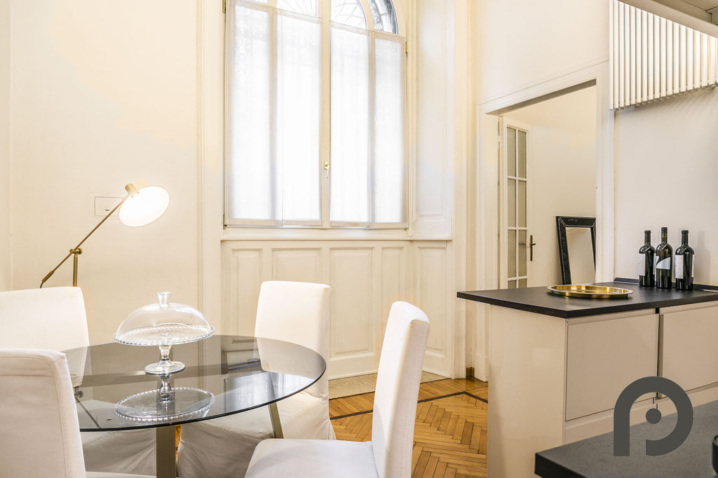 Milano (Monti/Magenta) Loft ristrutturato a nuovo in contesto d'epoca