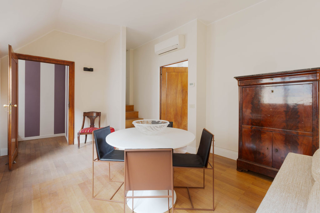 Milano - Quadrilatero della Moda (Metro Montenapoleone o San Babila) - Trilocale di charme