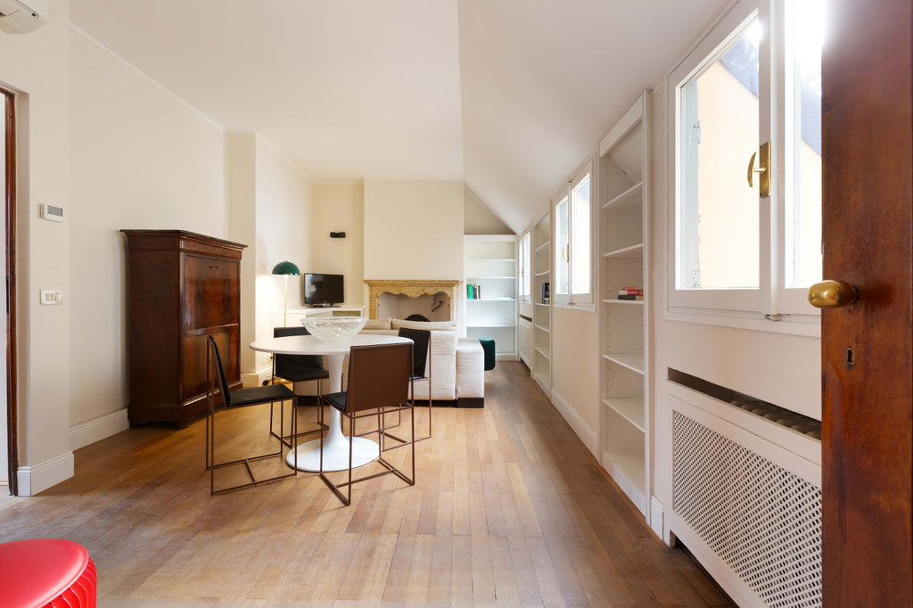 Milano - Quadrilatero della Moda (Metro Montenapoleone o San Babila) - Trilocale di charme