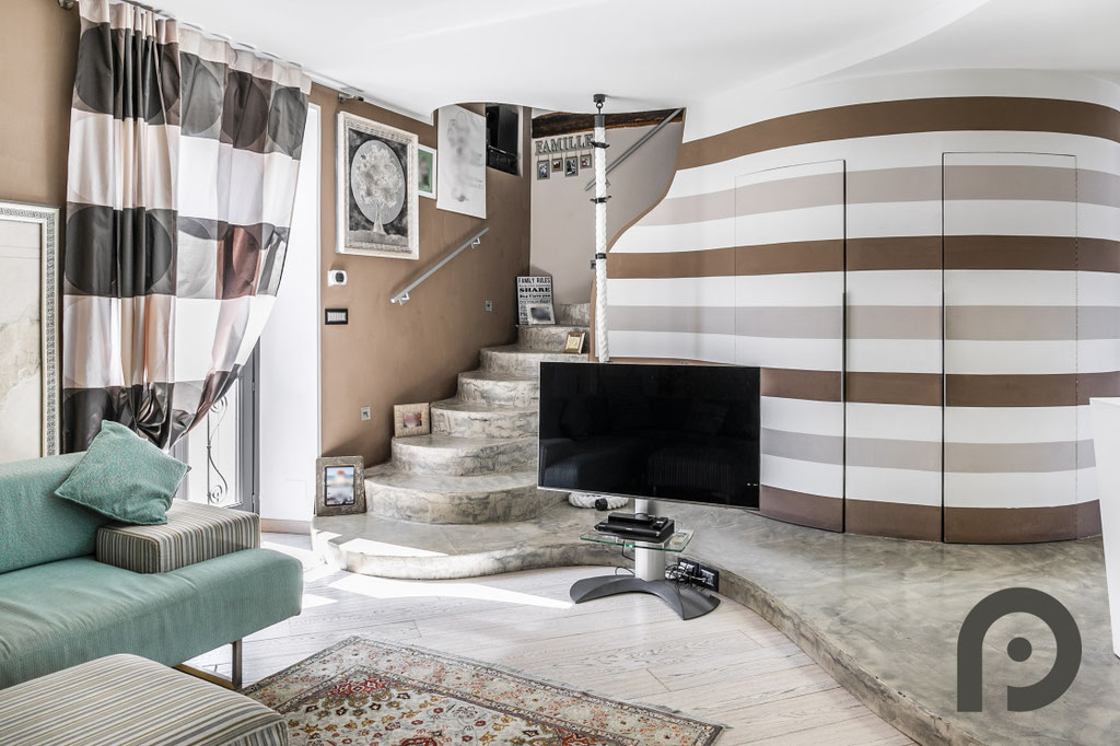 Asti (Centro storico) Prestigioso attico in palazzo storico nel cuore di Asti