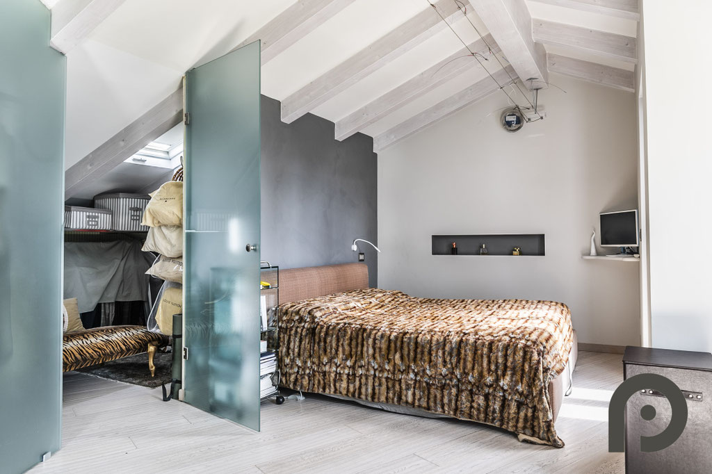 Asti (Centro storico) Prestigioso attico in palazzo storico nel cuore di Asti