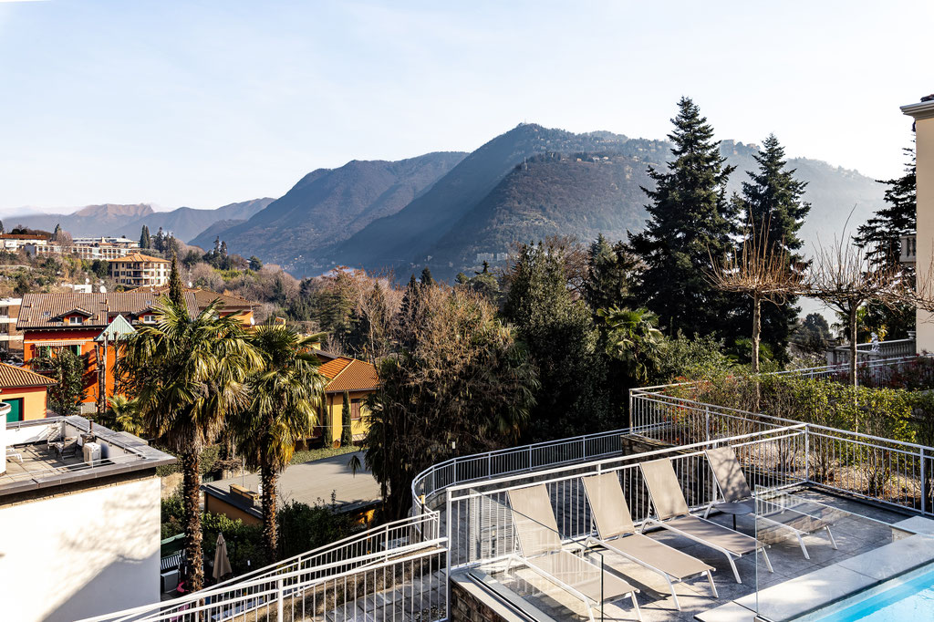 Como (Monte Olimpino) Villa unica nel suo genere