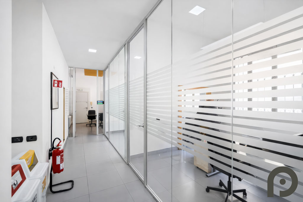 Milano (Porta Vercellina/Conciliazione) prestigioso ufficio in palazzo d'epoca