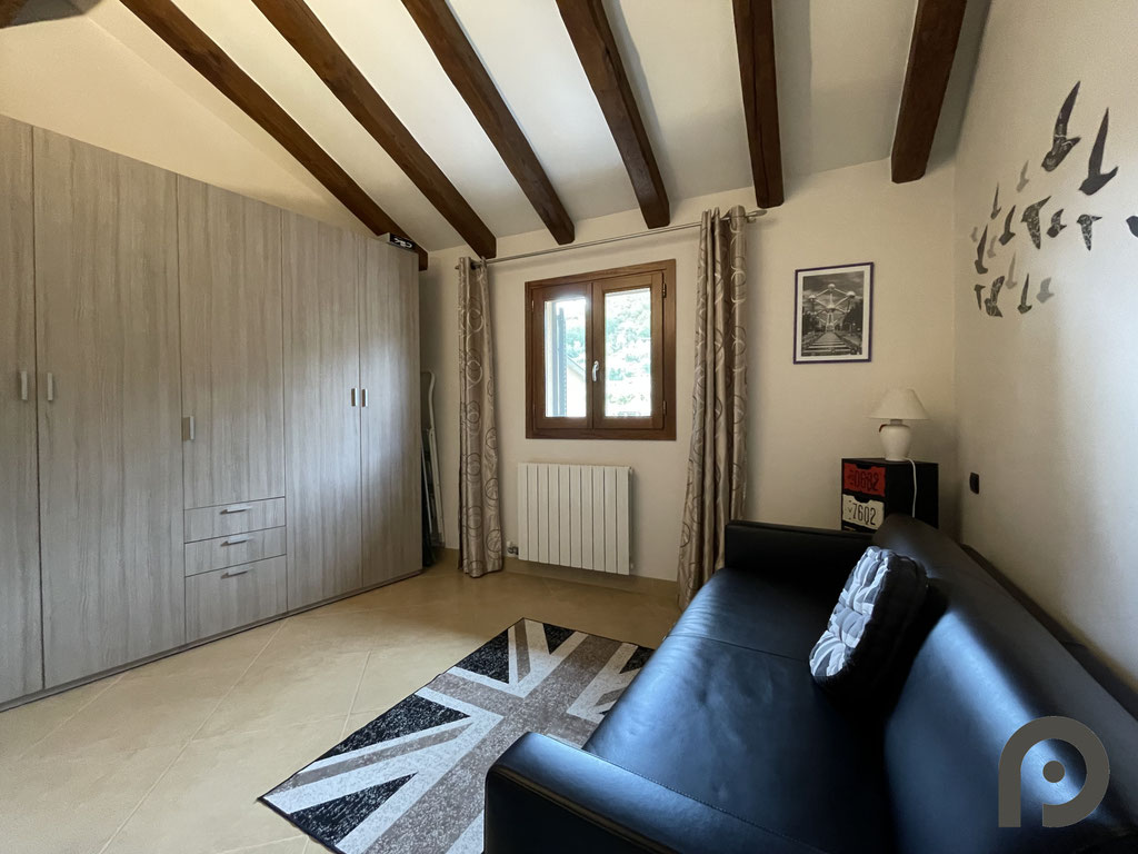 Garlenda (Alassio) Ottimo trilocale con terrazzo