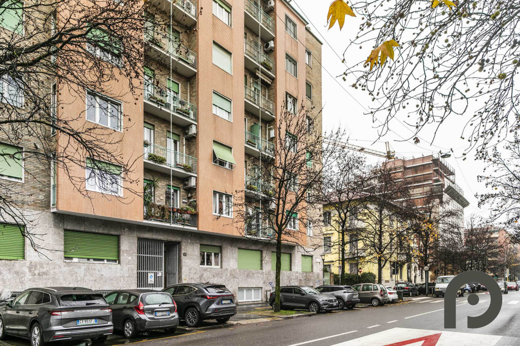 Milano (CityLife/Lotto) Open Space completamente ristrutturato zona CityLife