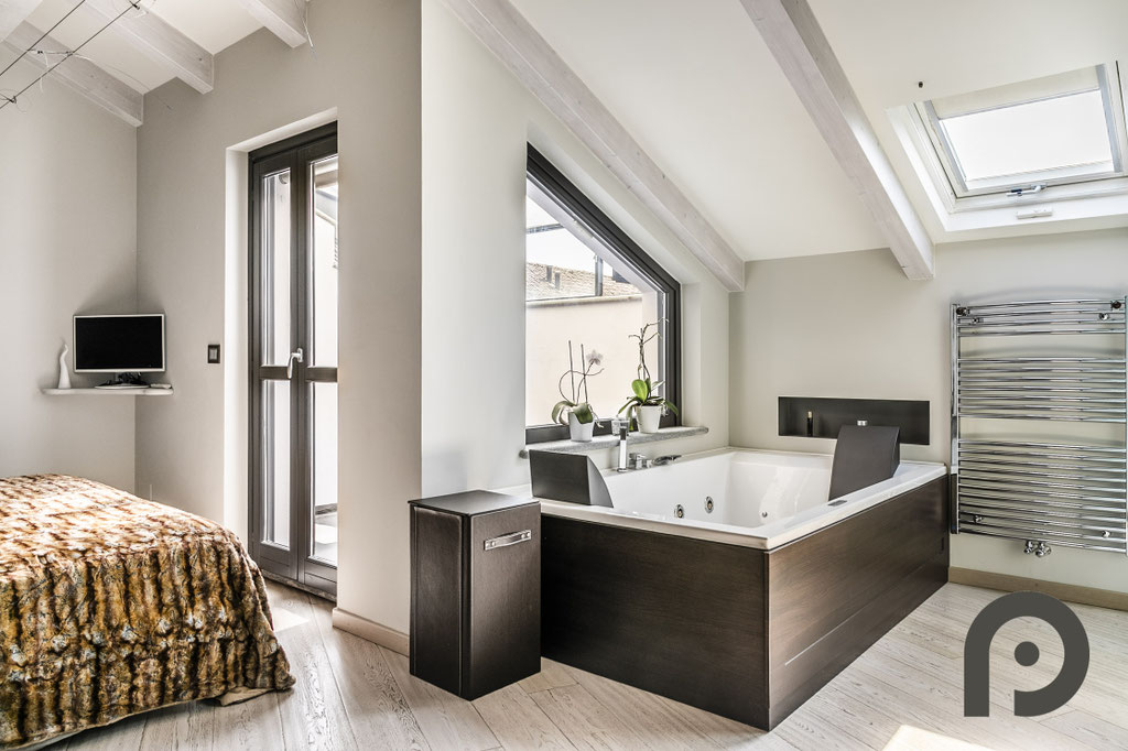 Asti (Centro storico) Prestigioso attico in palazzo storico nel cuore di Asti