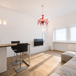 Milano (Crocetta/Missori) Elegante due locali ristrutturato a nuovo