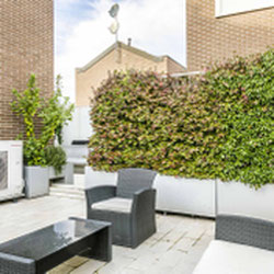 Milano (Lampugnano/Bonola) Residenza in villa in classe A