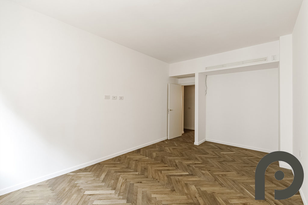 Milano (Porta Venezia) Ampio appartamento ristrutturato a nuovo