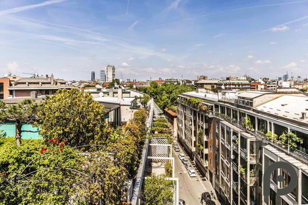 Milano (Navigli/Ticinese) Incantevole ultimo piano con vista panoramica