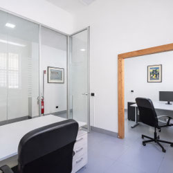 Milano (Porta Vercellina/Conciliazione) prestigioso ufficio in palazzo d'epoca