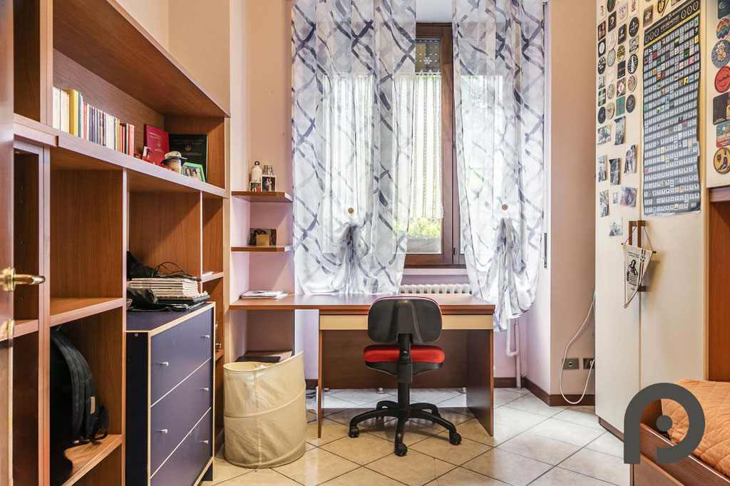 Milano (Firenze/Cenisio) Trilocale in contesto signorile