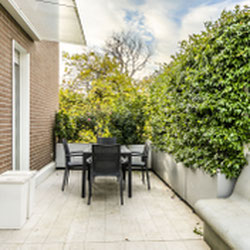 Milano (Lampugnano/Bonola) Residenza in villa in classe A