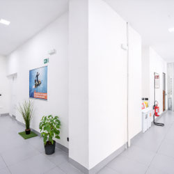 Milano (Porta Vercellina/Conciliazione) prestigioso ufficio in palazzo d'epoca