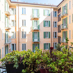 Milano (Caiazzo/Lima) Trilocale di charme in palazzo storico