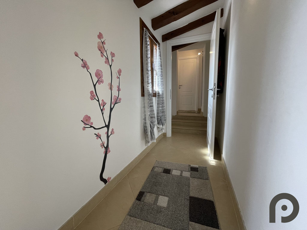 Garlenda (Alassio) Ottimo trilocale con terrazzo