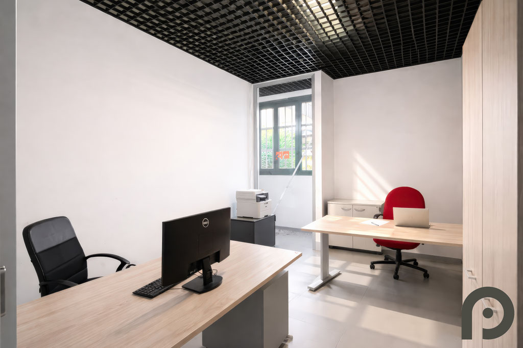 Milano (Porta Vercellina/Conciliazione) prestigioso ufficio in palazzo d'epoca