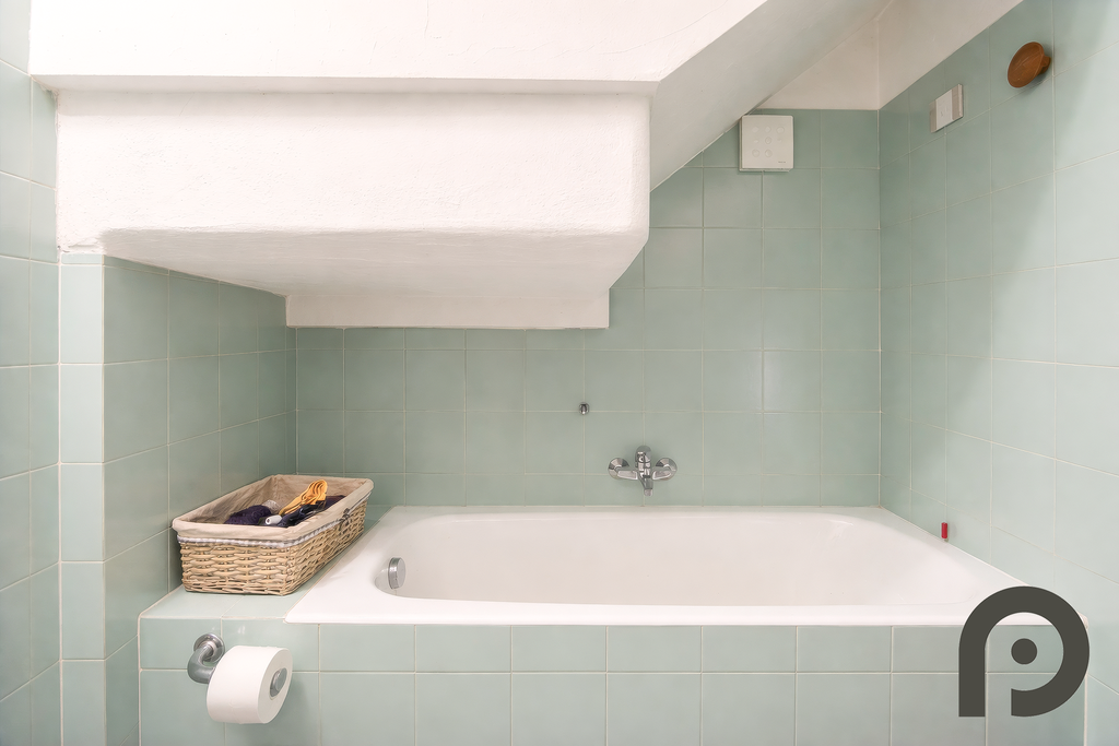 Milano (Crocetta/Missori) Luminoso trilocale su due livelli