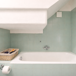 Milano (Crocetta/Missori) Luminoso trilocale su due livelli