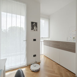 Milano (Maciachini/Farini) Luminoso trilocale in classe B