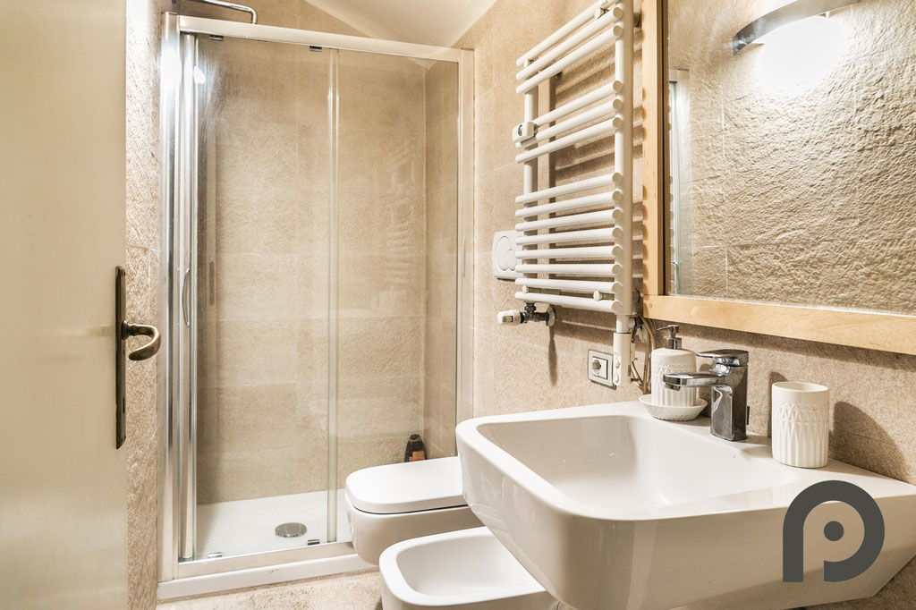 Milano (Monti/Magenta) Loft ristrutturato a nuovo in contesto d'epoca