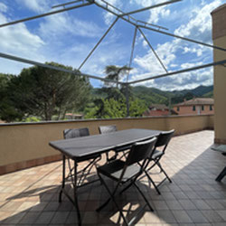 Garlenda (Alassio) Ottimo trilocale con terrazzo