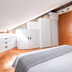 Milano (Crocetta/Missori) Luminoso trilocale su due livelli