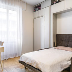 Milano (Amendola/City Life) Soluzione finemente ristrutturata  in palazzo d'epoca