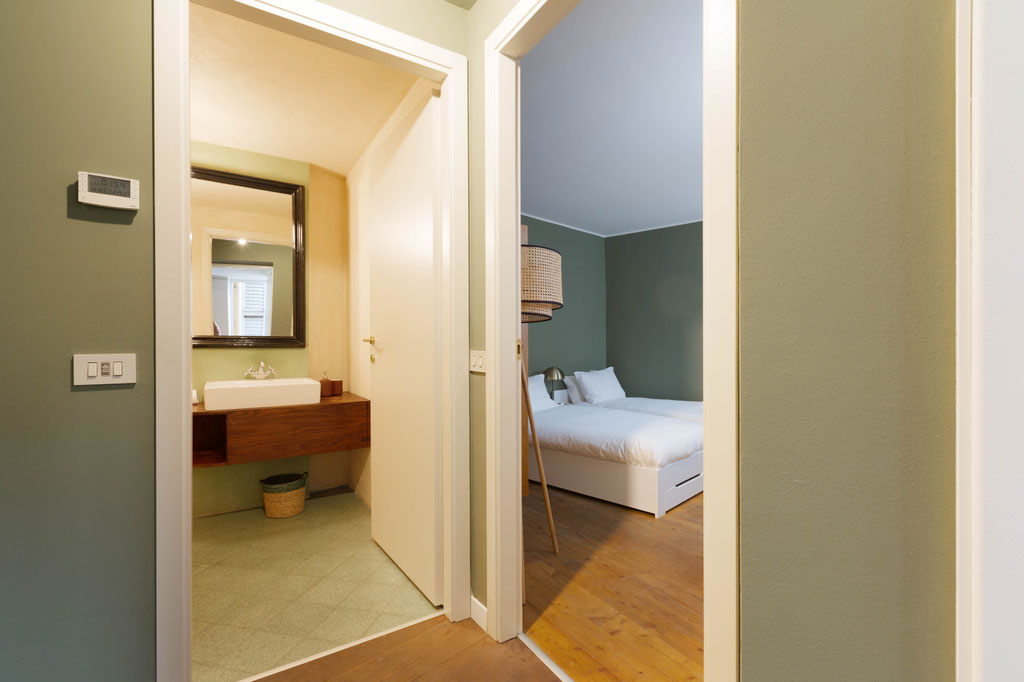 Milano - Quadrilatero della Moda (Metro Montenapoleone o San Babila) - Trilocale di charme