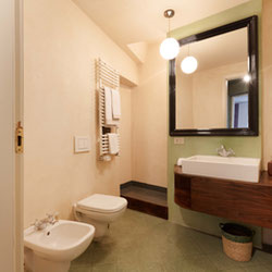 Milano - Quadrilatero della Moda (Metro Montenapoleone o San Babila) - Trilocale di charme