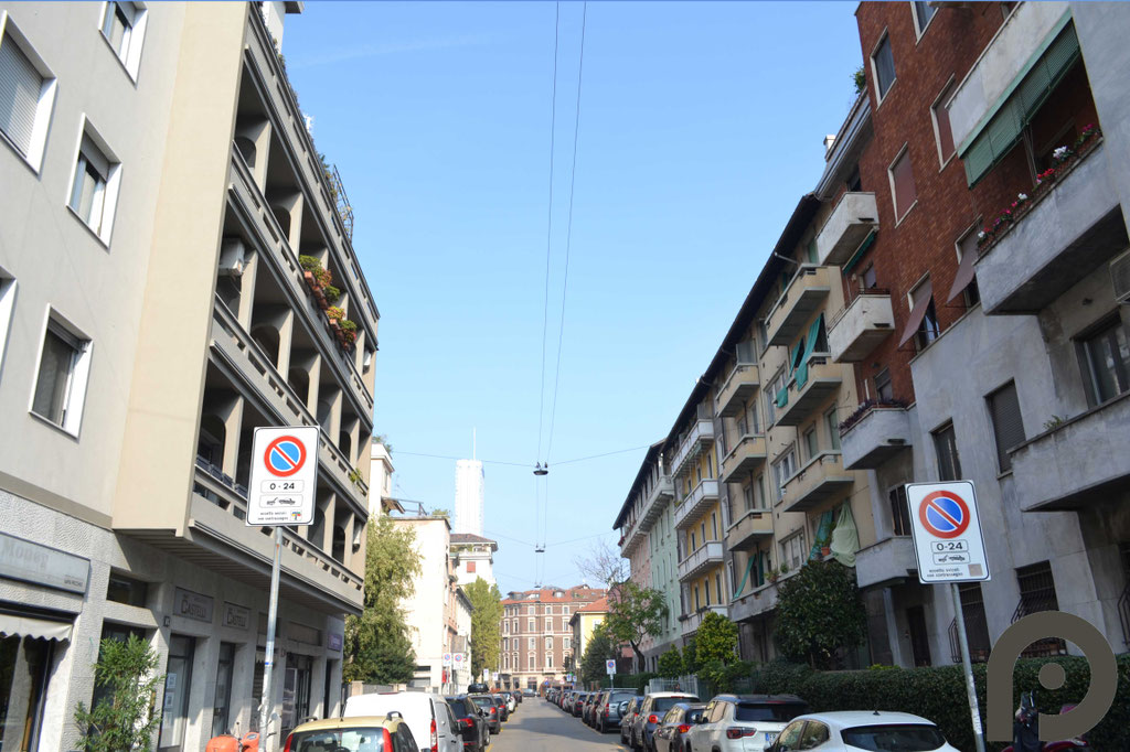 Milano (Fiera/Amendola) Grande bilocale in via Mosè Bianchi