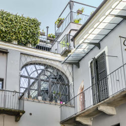 Asti (Centro storico) Prestigioso attico in palazzo storico nel cuore di Asti