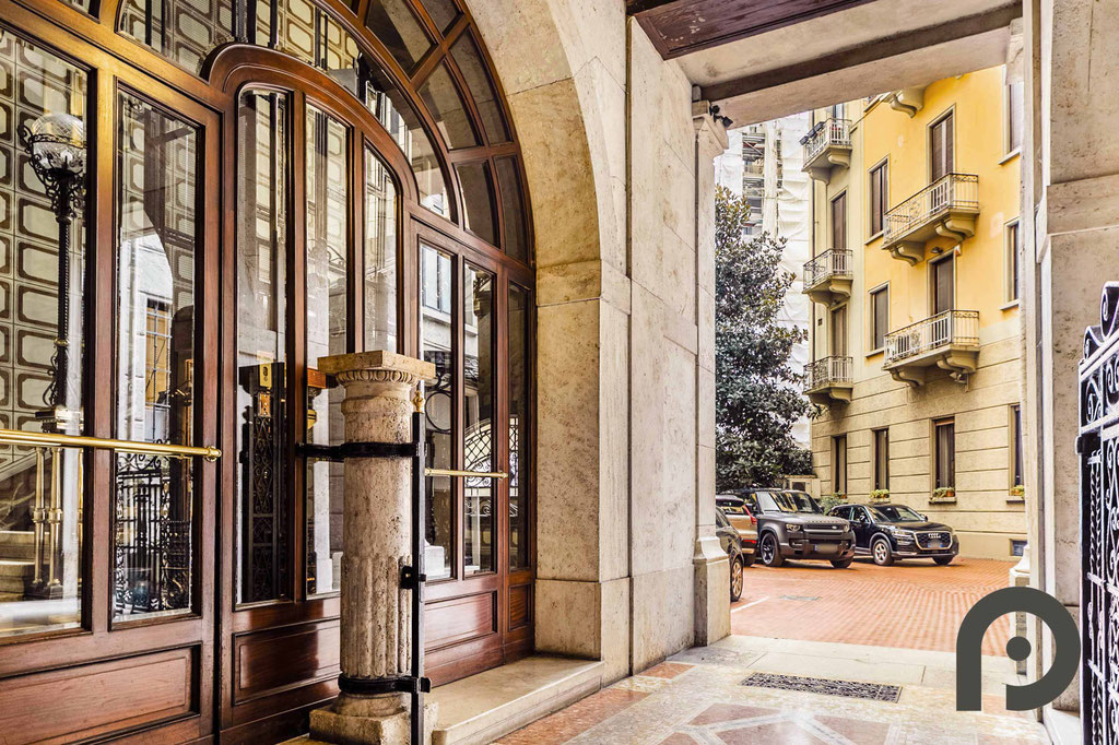 Milano (Monti/Magenta) Loft ristrutturato a nuovo in contesto d'epoca