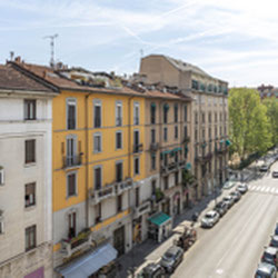 Milano (Centrale/Caiazzo) Quattro locali piano alto