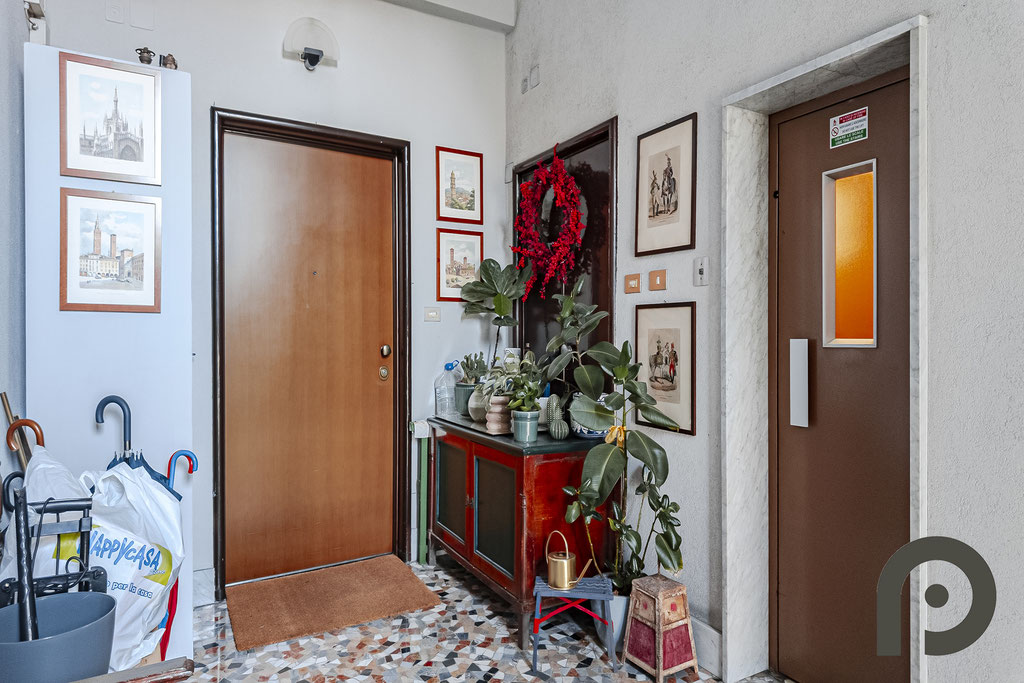 Milano (NoLo) Ampio Cinque locali con finiture di pregio
