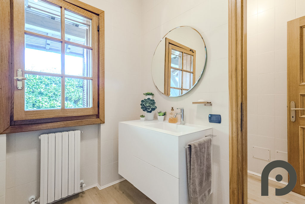 Cermenate - Villa unifamilare con piscina e vista panoramica