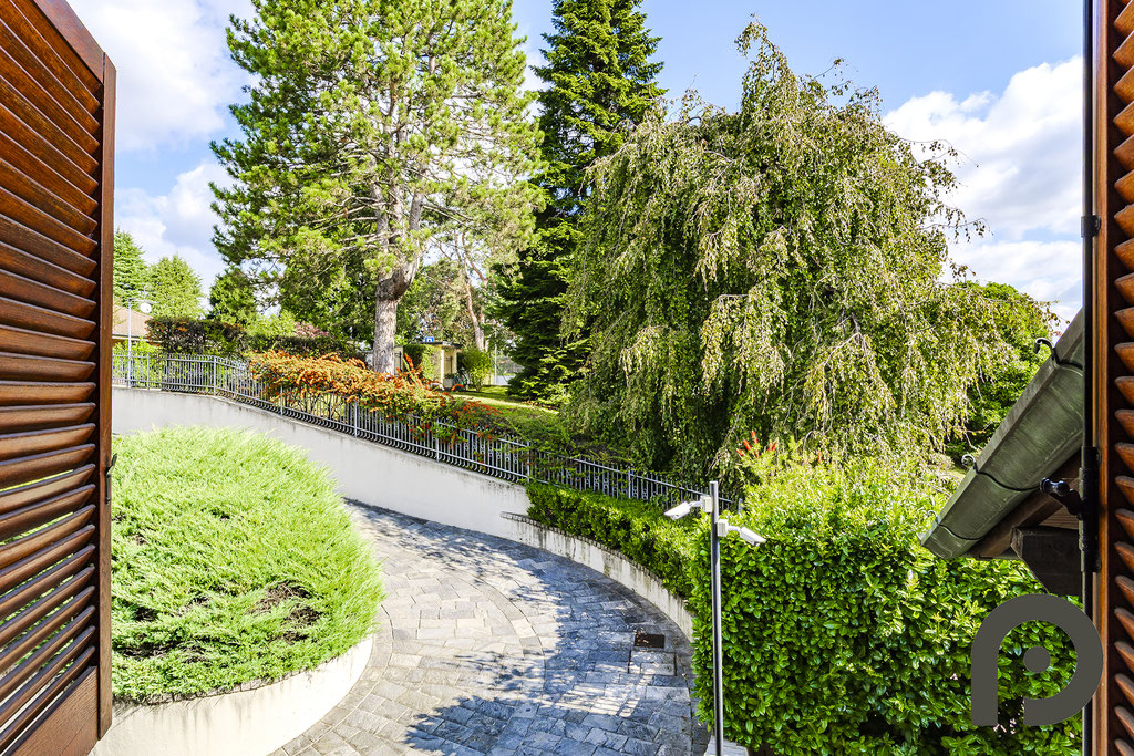 Cermenate - Villa unifamilare con piscina e vista panoramica
