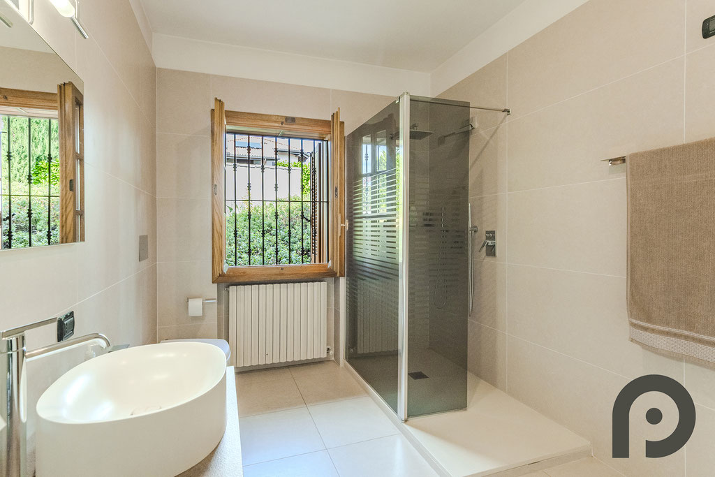 Cermenate - Villa unifamilare con piscina e vista panoramica