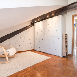 Milano (Crocetta/Missori) Luminoso trilocale su due livelli