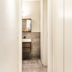 Milano (Cenisio/Firenze) Loft di design su due livelli con giardino