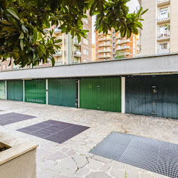 Milano (Bande Nere/Primaticcio) Luminoso appartamento di ampia metratura