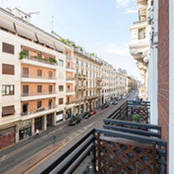 Milano (Caiazzo/Lima) Trilocale di charme in palazzo storico