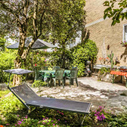 Milano ( Bande Nere ) Trilocale con giardino privato