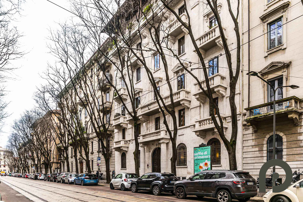 Milano (Monti/Magenta) Loft ristrutturato a nuovo in contesto d'epoca